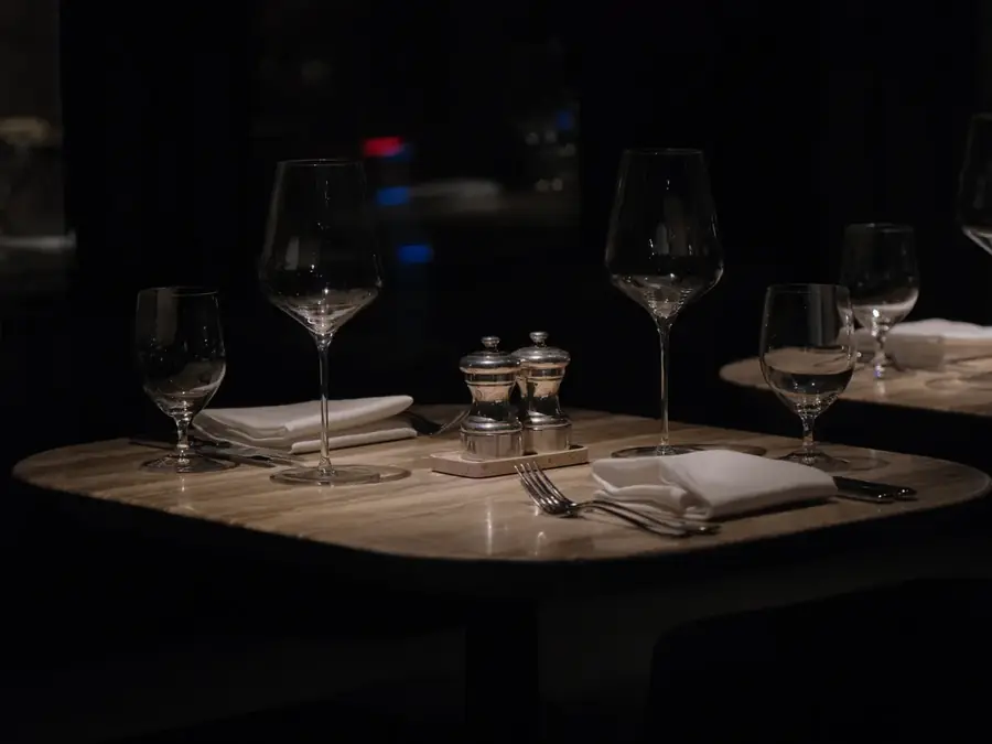 Dîner dans le noir