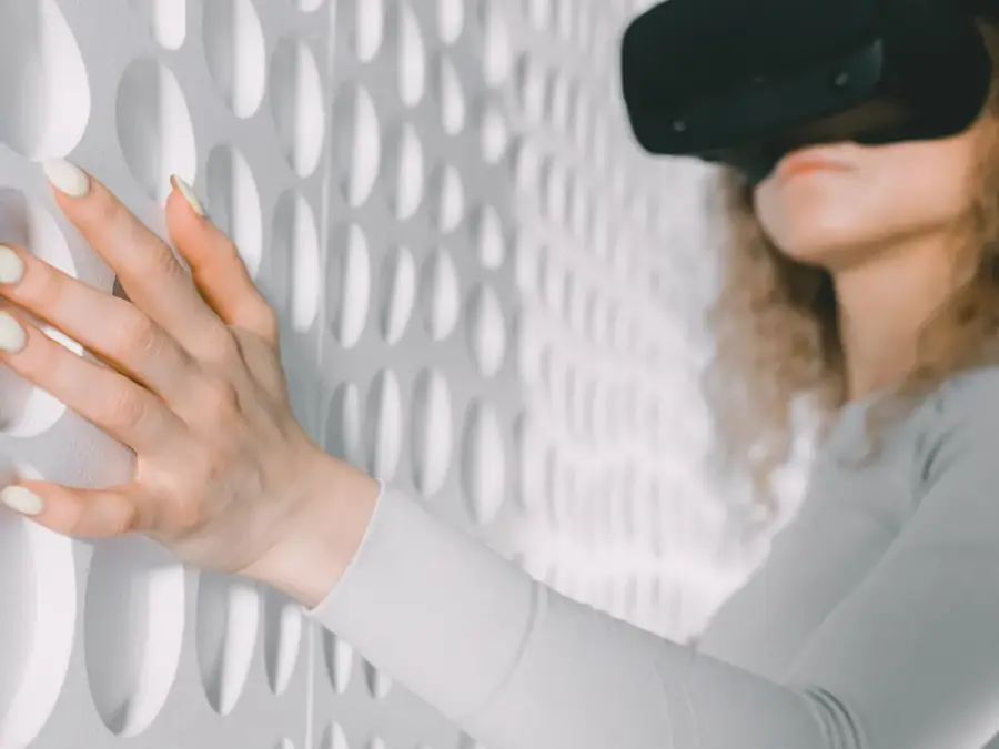 Mur digital interactif et multisports : lancer, viser, bouger