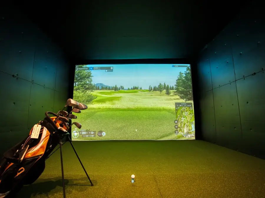 Simulateurs de tir western, de vol et de golf en réalité virtuelle
