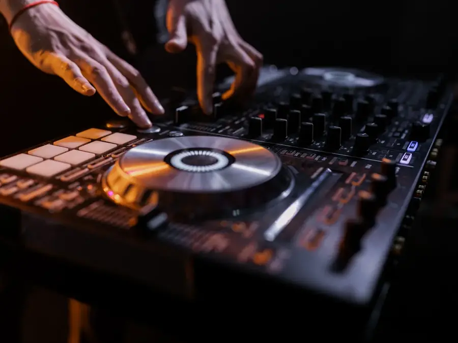 DJ pour mariage à paris et ile de france