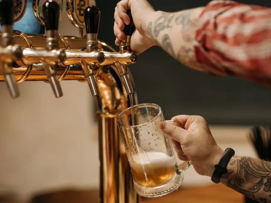 Bar à bières artisanales, beer truck et tireuse à bière