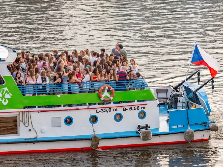 Soirée sur péniche ou bateau privatisé
