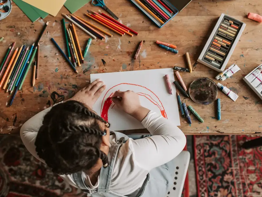 Table de coloriage et jeux enfants