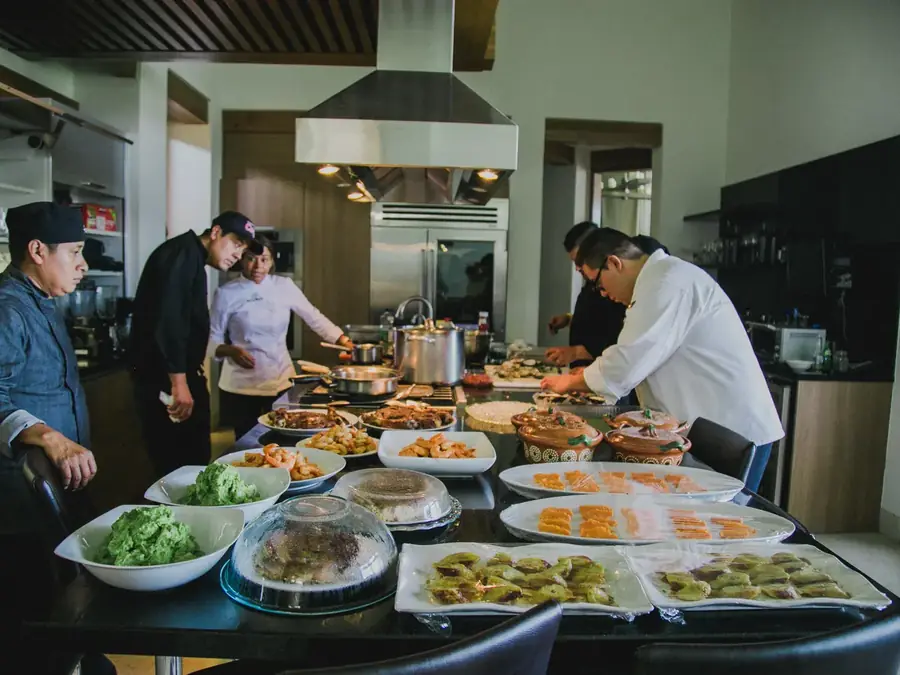 Challenge culinaire en équipes : défi de chefs et panier mystère