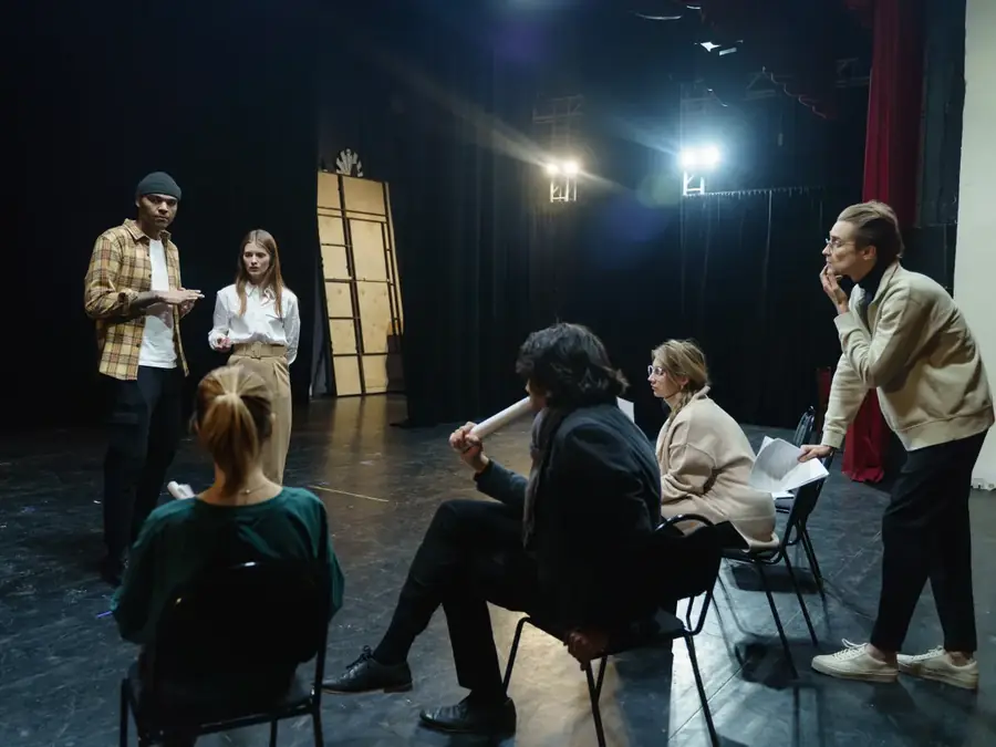 Théâtre immersif et théâtre improvisé